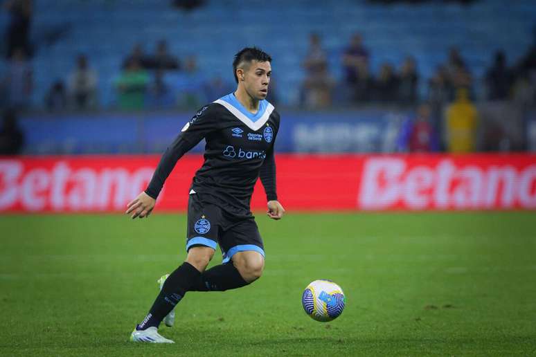 Aravena (Grêmio) durante jogo contra o Criciúma, no dia 25.09.2024 