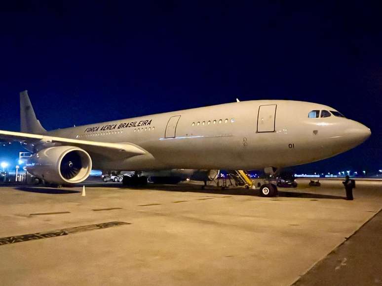 Das KC-30-Flugzeug verließ Rio de Janeiro am frühen Mittwoch, 2