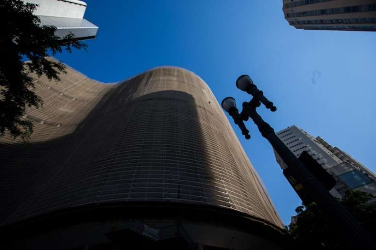 Edifício Copan é conhecido pelas curvas, localizado na Avenida Ipiranga