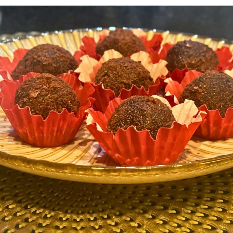 BRIGADEIRO DE LEITE DE COCO