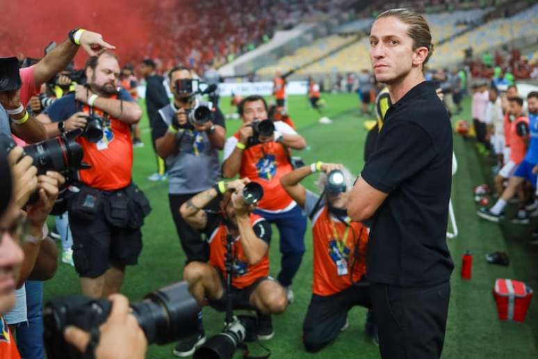 Filipe Luís venceu o Corinthians em sua estreia pelo Flamengo.