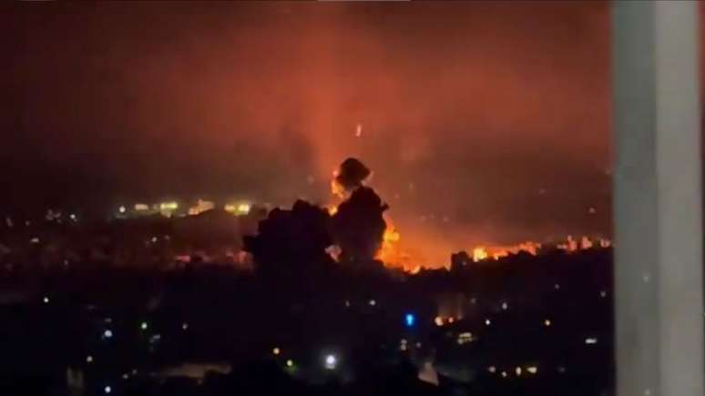 Israel, com o apoio dos Estados Unidos, está em uma disputa direta com o chamado Eixo da Resistência, apoiado pelo Irã