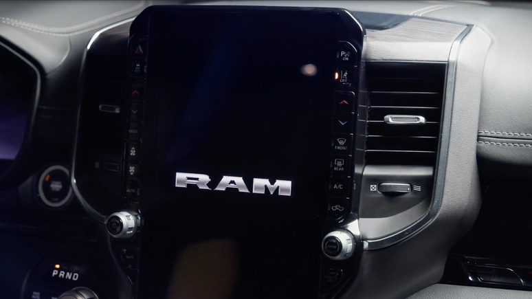 Teaser do novo Ram 1500 2025