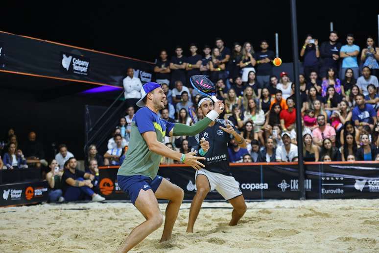 O número 1 do mundo, André Baran, vence uma batalha incrível após nove match points para disputar as semifinais no circuito BT 400, em Belo Horizonte