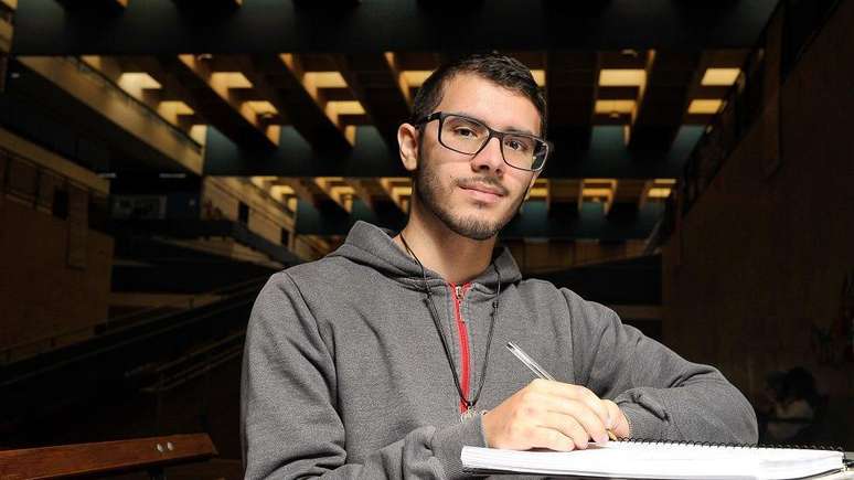 Estudante de História, Victor Rodrigheri pretende seguir carreira acadêmica