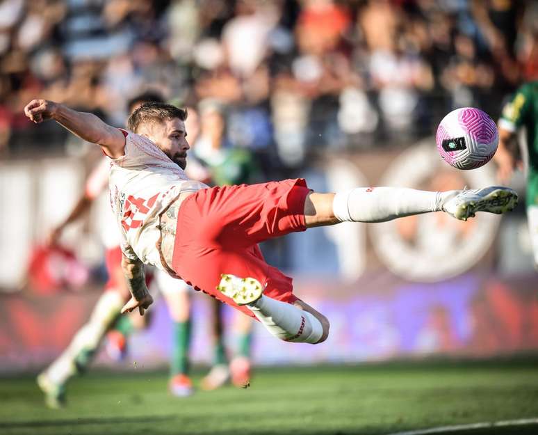 Red Bull Bragantino rompe una larga serie de filtraciones de partidos