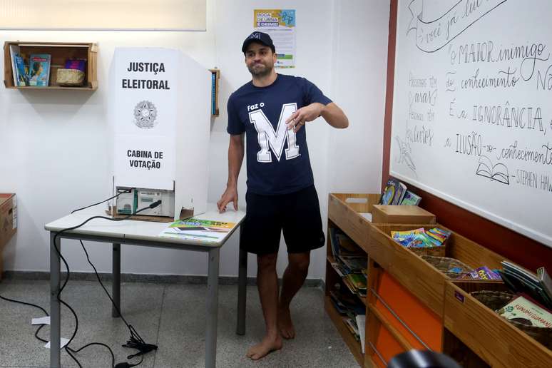 Pablo Marçal votou a menos de 3 minutos para fim da votação 