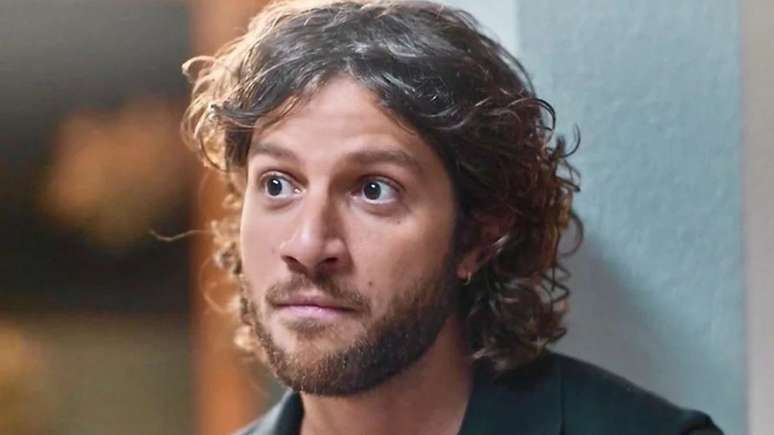 Mavi (Chay Suede) em "Mania de Você"