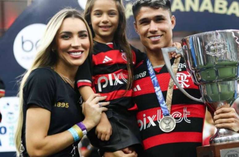 El intercambio de dejar de seguir revela la crisis del ‘tranvía de la esposa’ del famoso jugador del Flamengo