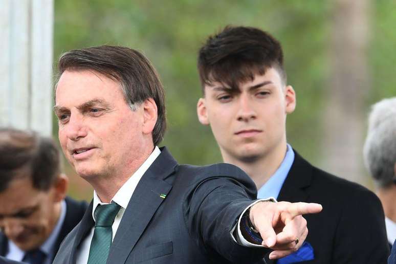 Bolsonaro costurou a candidatura do filho mais novo