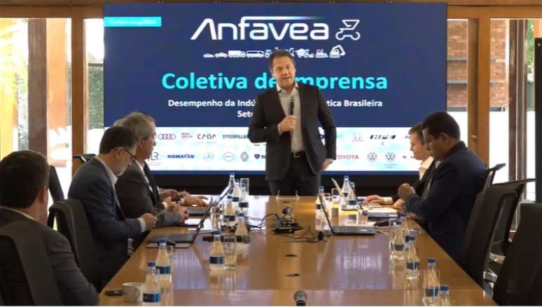 Márcio de Lima Leite, presidente da Anfavea, apresenta os resultados do terceiro trimestre