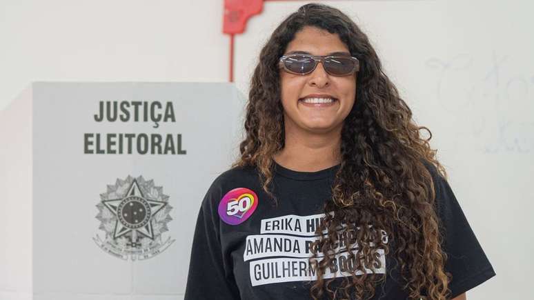 Amanda Paschoal (PSOL) já foi assessora parlamentar da deputada federal Erika Hilton (PSOL) na Câmara dos Vereadores