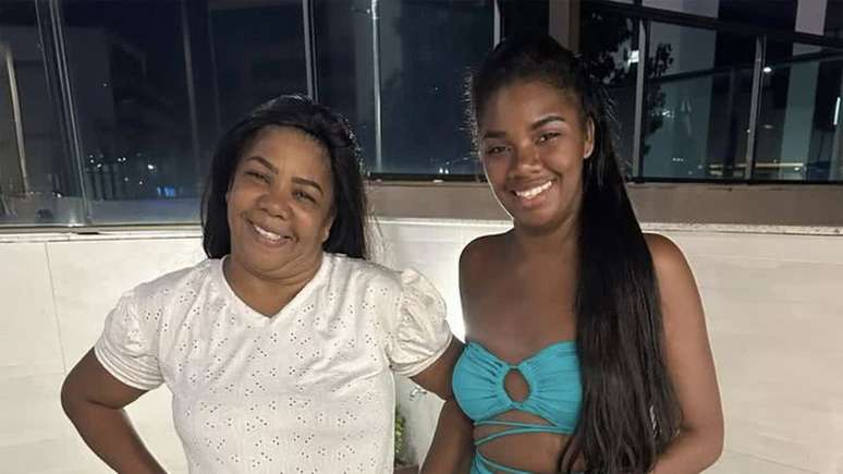 Raquel Brito e a mãe