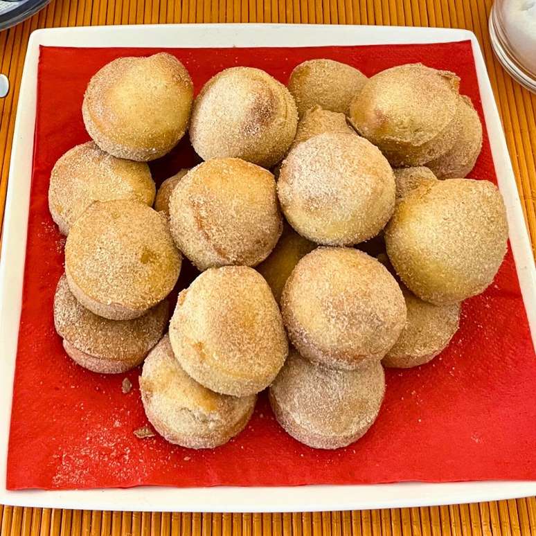 BOLINHO DE CHUVA COM BANANA NA AIRFRYER