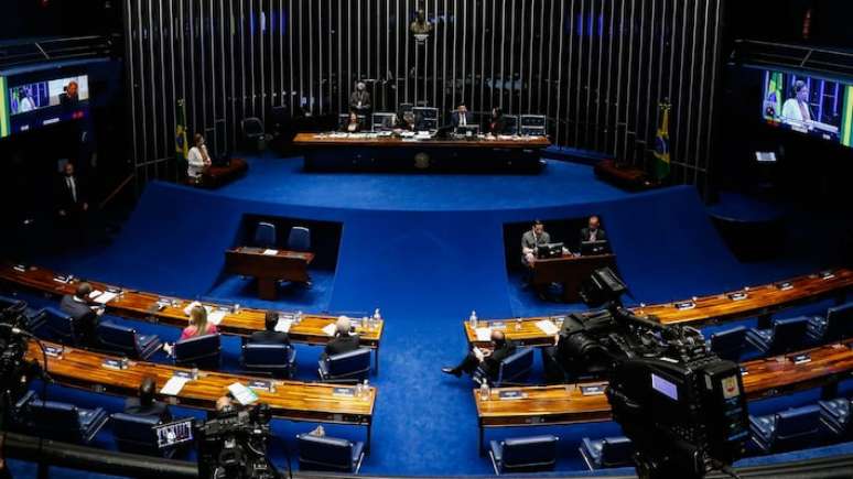 Plenário do Senado Federal; proposta é criticada por movimentos ligados à transparência eleitoral e contra a corrupção.