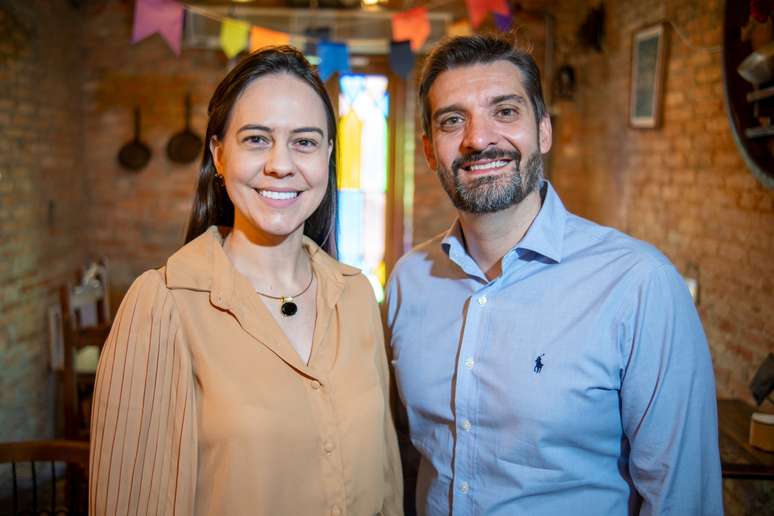 Lilian Teodoro (fundadora) e Lisa e Juliano Lisa (sócio) da Empório Coisas de Minas.