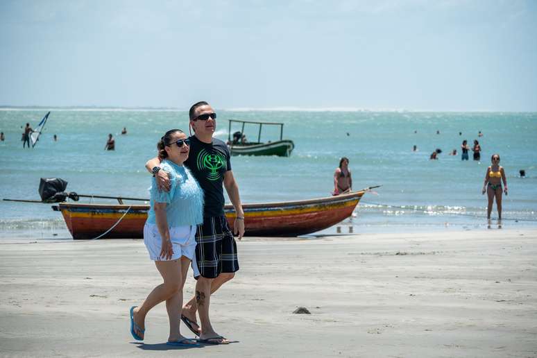 Um cenário paradisíaco como este renova o romantismo de qualquer casal, concorda?