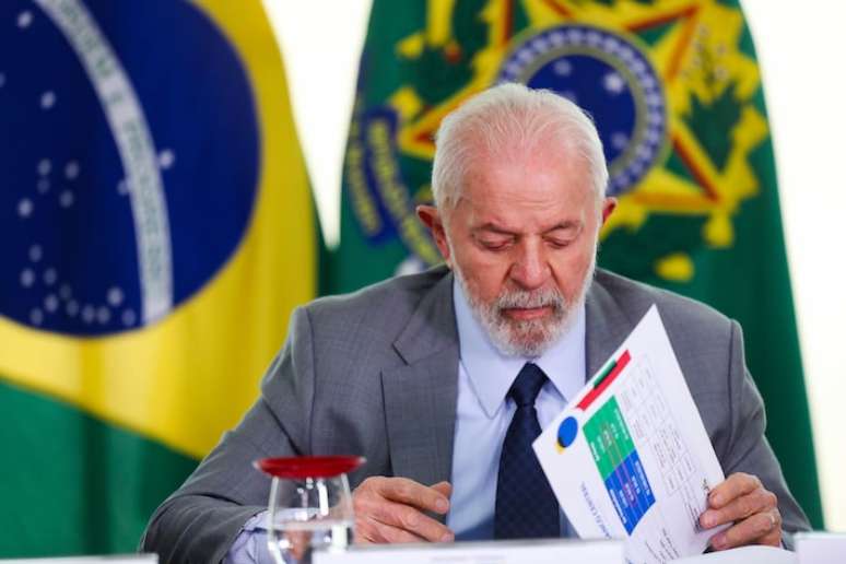 Lula vetou trechos da Lei do Combustível do Futuro por orientação da Fazenda e do Ministério de Minas e Energia