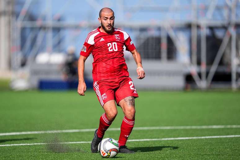 Ethan Britto (Gibraltar) durante jogo contra o Liechtenstein, no dia 07.09.2024 