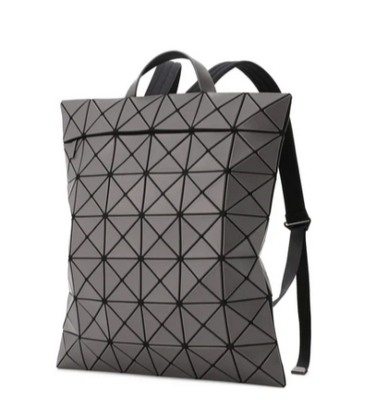 A mochila Bao Bao, da Issey Miyake, custa US$ 995