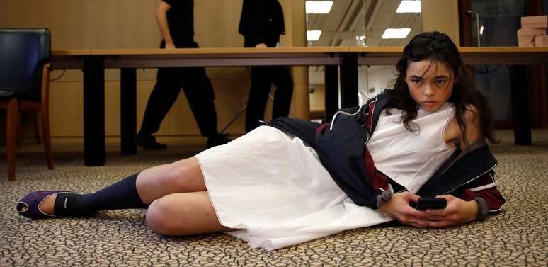 Escarpim com polaina da Miu Miu 