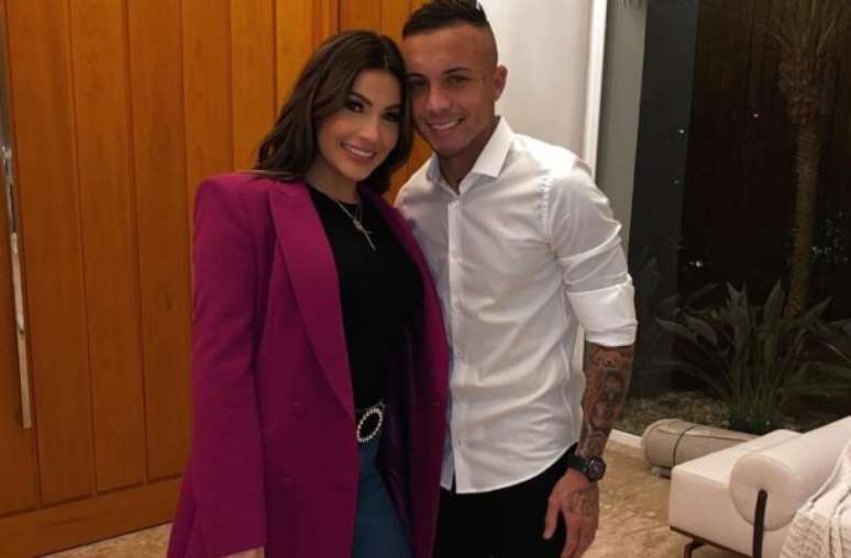 Apontada como pivô da separação de Everton e Isa, Ivana tem 23 anos e trabalha com internet –