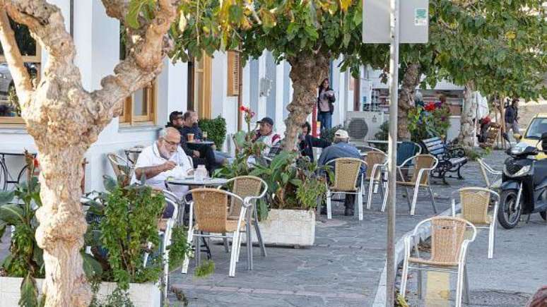 Ic&aacute;ria, na Gr&eacute;cia, &eacute; uma das zonas azuis da Europa &mdash; mas tem apenas a 109&ordf; melhor expectativa de vida da regi&atilde;o