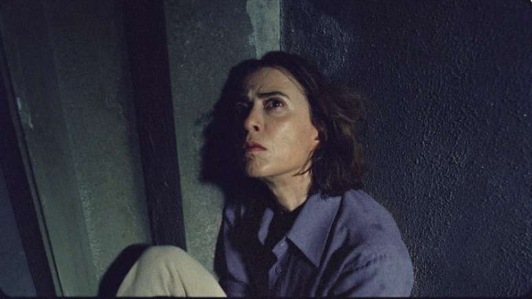 Fernanda Torres em 'Ainda Estou Aqui', filme de Walter Salles que estreou no Festival de Veneza.