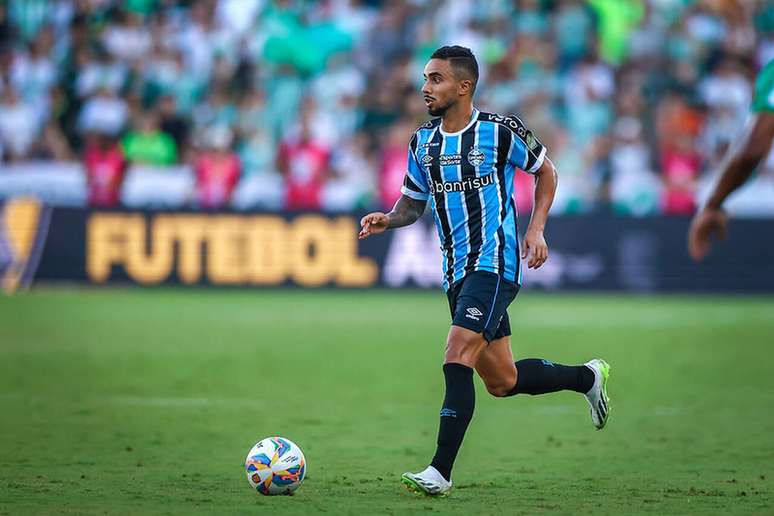 Fábio corre por fora para ficar com a vaga de titular no Grêmio –