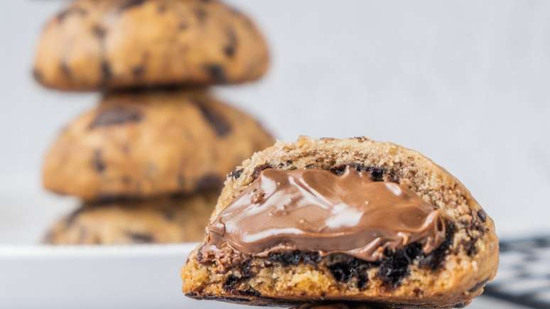 Cookie recheado com Nutella – Foto: Shutterstock