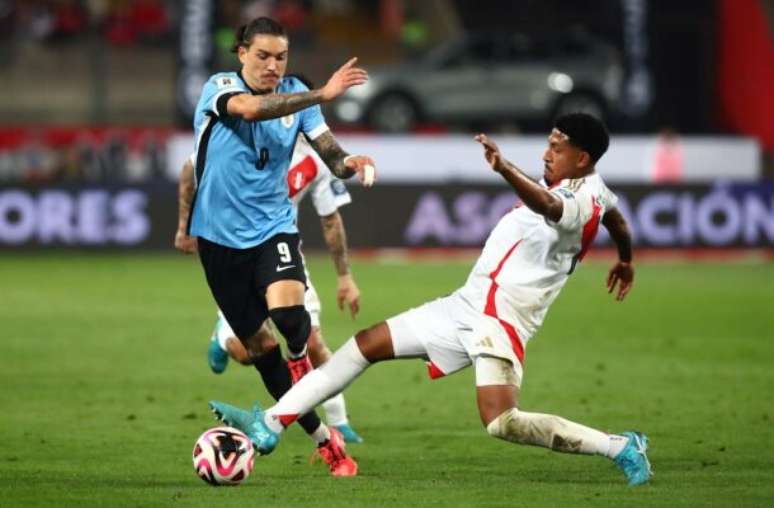 Peru surpreende Uruguai e vence primeira partida das Eliminatórias para a Copa do Mundo de 2026