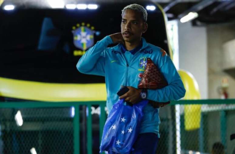 Sob supervisão de Matheus Pereira, seleção realiza primeiro treino antes da partida contra o Peru