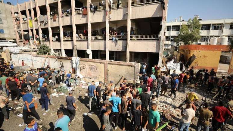 Nach dem israelischen Angriff auf eine Schule, die letzten Monat als Unterschlupf diente, in Jabalia