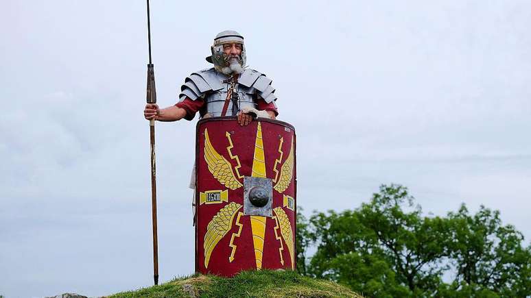 Recriações atuais mostram como os romanos se vestiam para a guerra