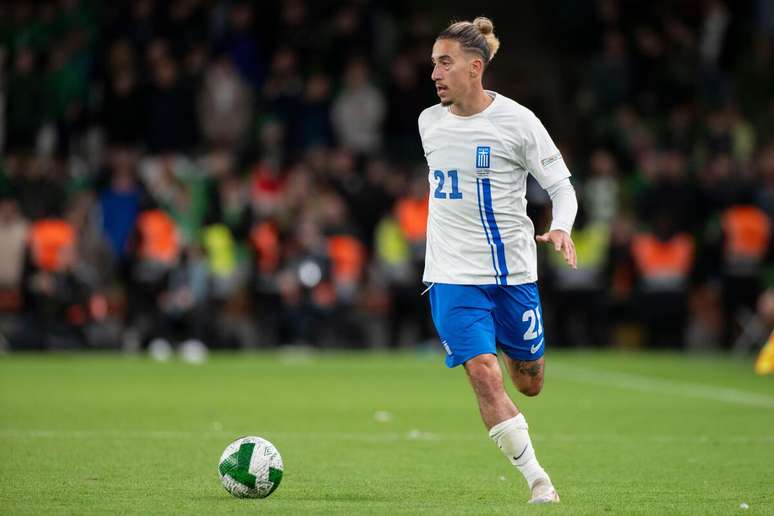 Kostas Tsimikas (Grécia) durante jogo contra a Irlanda, no dia 10.09.2024 