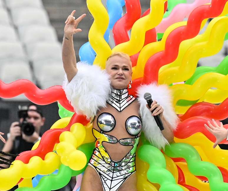 Xuxa coloca o público para dançar na Neo Química Arena