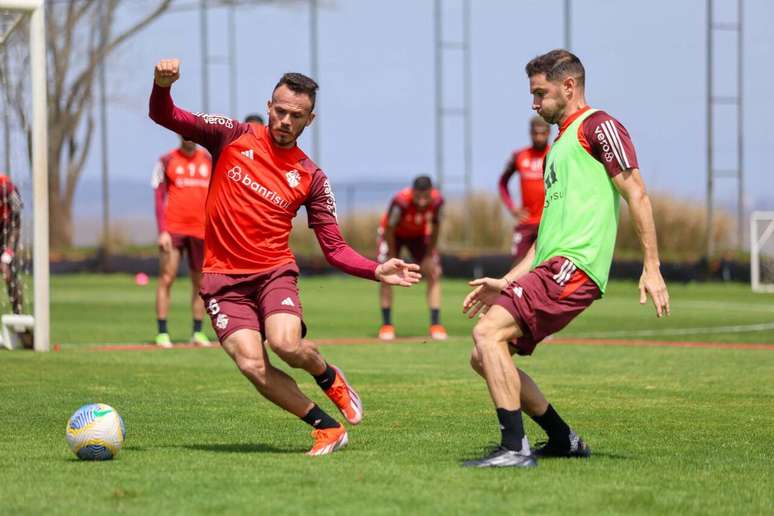 Los jugadores del Inter entrenaron duro el lunes -