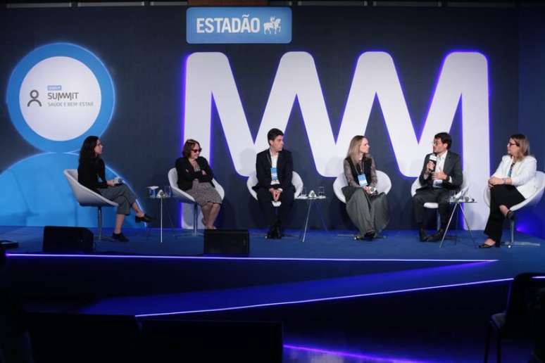 Com mediação de Thaís Manarini, editora do Estadão, painel contou com as participações de Ana Maria Malik, Fábio Guimarães, Luciana Holtz de Camargo Barros, Renato Porto e Simone Braggio Forny.