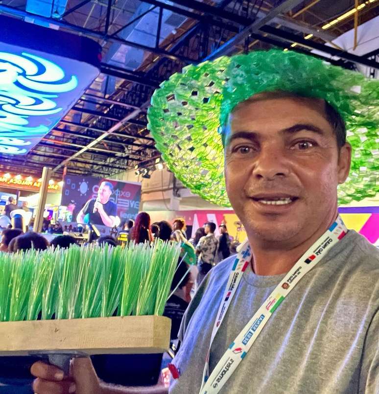 Paraibano ficou conhecido com o 'gari ecológico'