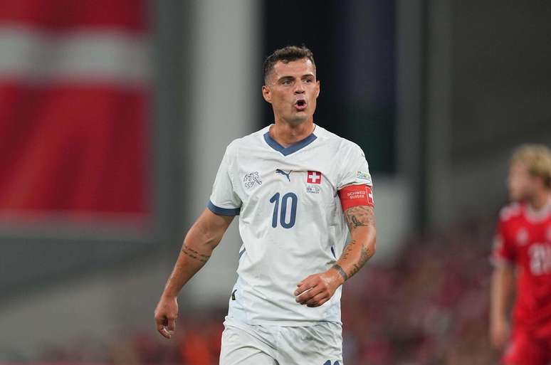 Granit Xhaka (Suíça) durante jogo contra a Dinamarca, no dia 05.09.2024 