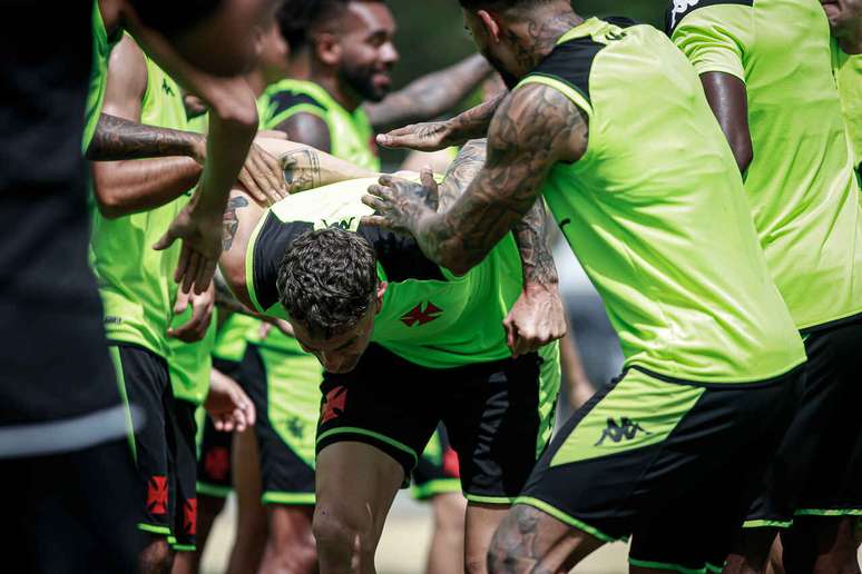 El cumpleañero Vegetti en el último entrenamiento antes del viaje a Campinas 