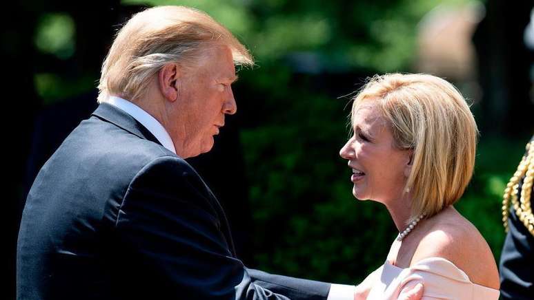 A pastora Paula White-Cain foi assessora pessoal de Trump para assuntos religiosos