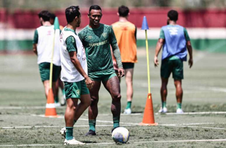 Mano Menezes prueba un ataque diferente en el Fluminense