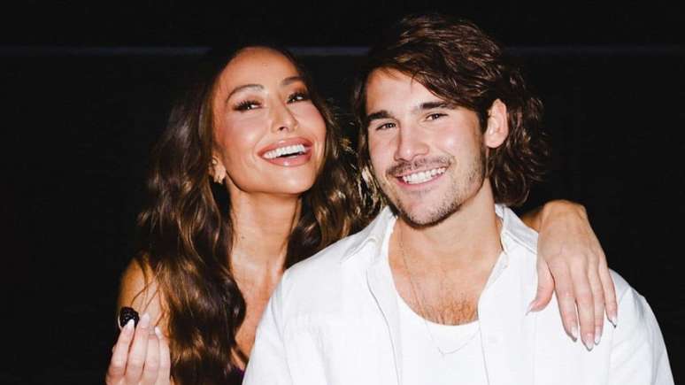 Pregnant! Find out the age difference between Sabrina Sato and Nicolas Prattes
