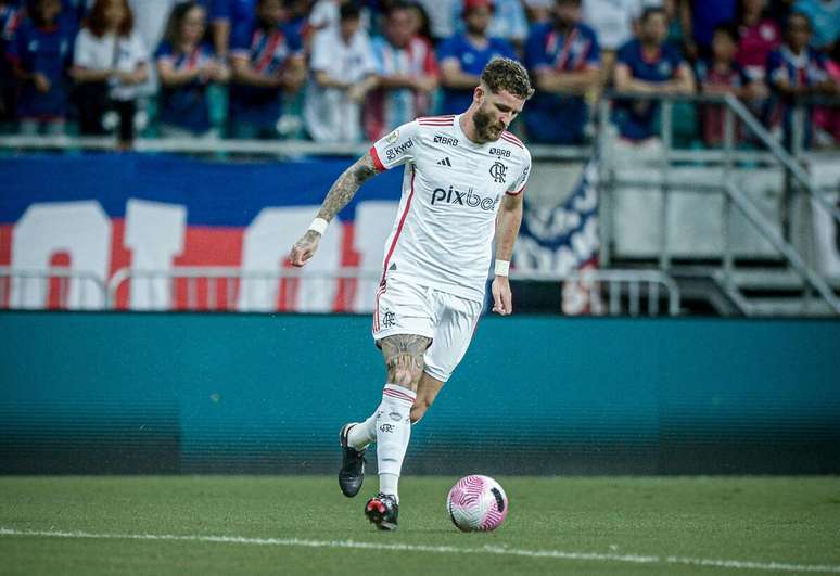 Léo Pereira (Flamengo) durante jogo contra o Bahia, no dia 10.05.2024