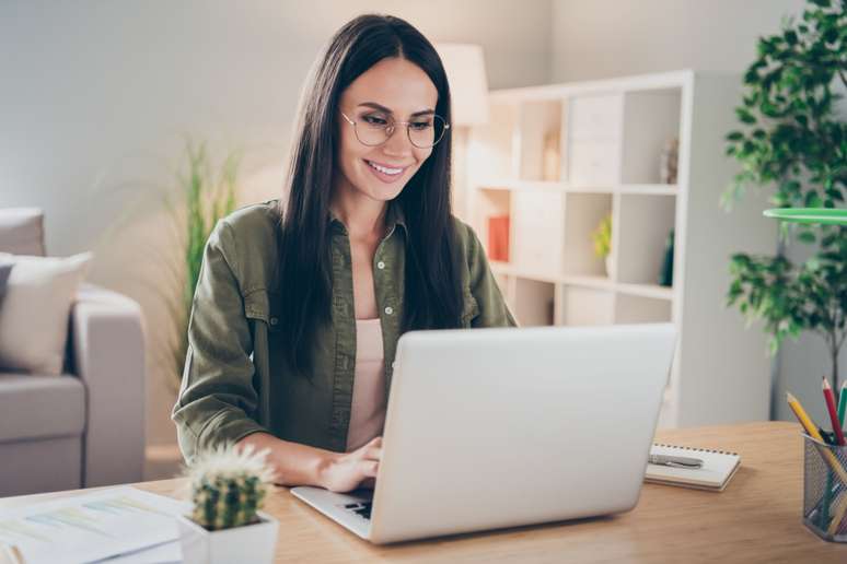 Freelances e trabalho temporário são boas alternativas para gerar renda e manter-se produtivo 