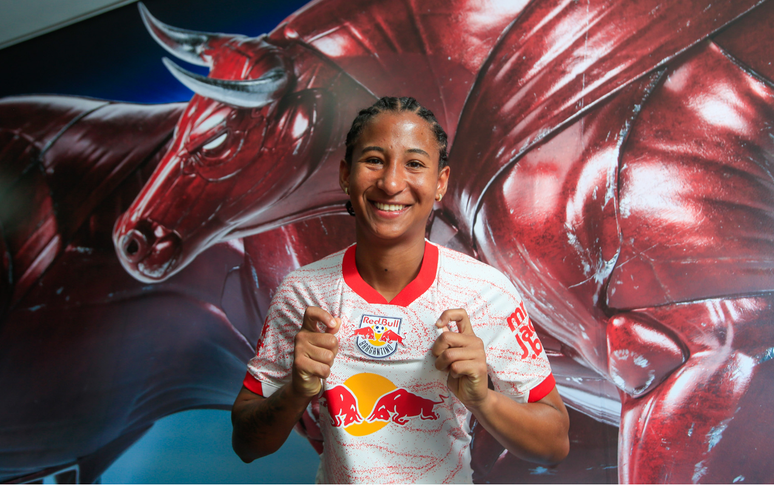 Emilli, nova jogadora do time feminino do Red Bull Bragantino. 