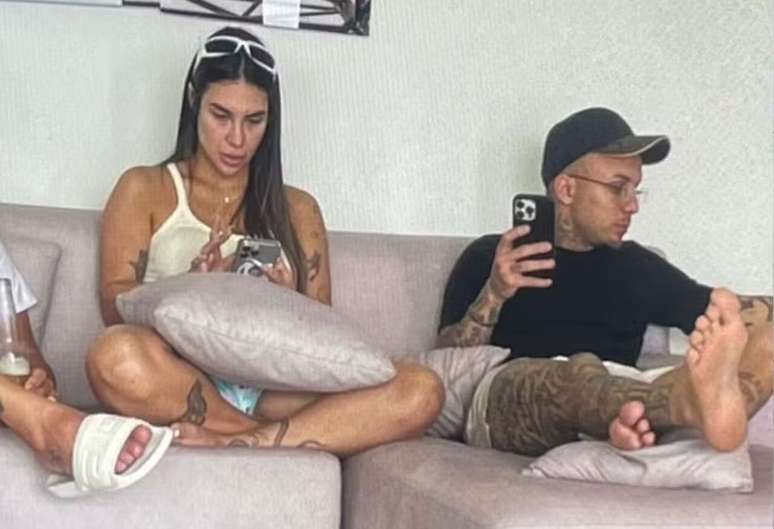 Foto de Everton Cebolinha com Ivana viralizou após jogador negar conhecer o influenciador -