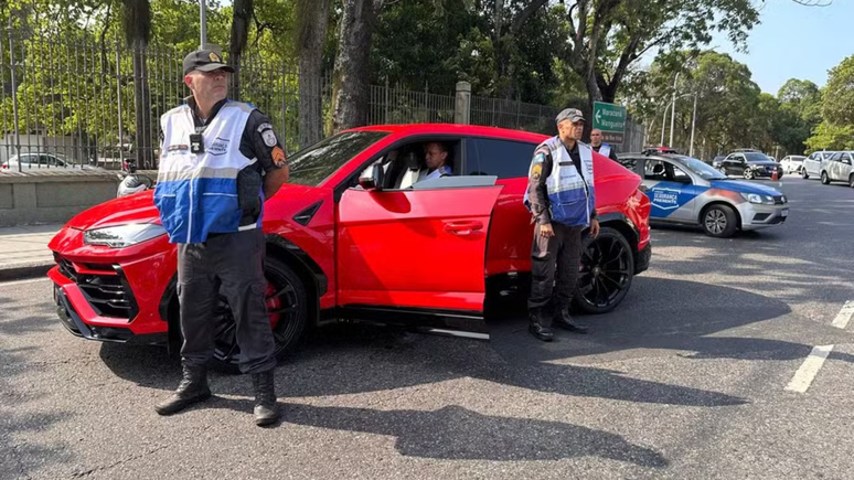 Xamã-এর Lamborghini Urus-এর সাথে দেখা করুন, যা চুরি হয়ে গিয়েছিল