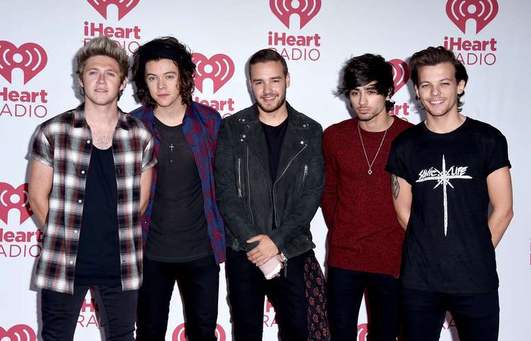 Niall Horan, Harry Styles, Liam Payne, Zayn Malik e Louis Tomlinson formavam a One Direction